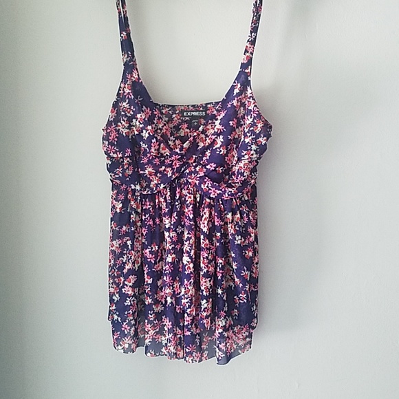 EXPRESS Floral Flowy Top - Picture 1 of 5